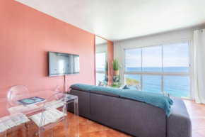 Exceptional apartment with AC and sea view
